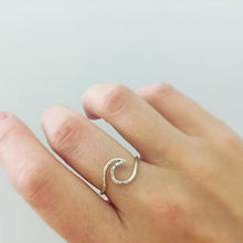 Load image into Gallery viewer, Ocean Wave Ring
