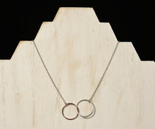 Load image into Gallery viewer, Circles Necklace