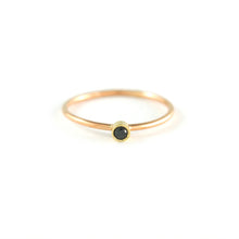 Load image into Gallery viewer, Classic Diamond Ring