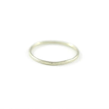 Load image into Gallery viewer, Classic Hammered Band