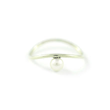 Load image into Gallery viewer, Wave Pearl Ring
