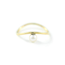 Load image into Gallery viewer, Wave Pearl Ring