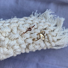 Load image into Gallery viewer, Skipping Stone Ring Medium