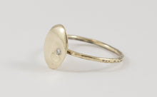 Load image into Gallery viewer, Skipping Stone Ring Medium