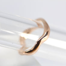 Load image into Gallery viewer, Hers Stream Wedding Band