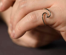 Load image into Gallery viewer, Ocean Wave Ring