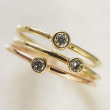 Load image into Gallery viewer, Classic Diamond Ring