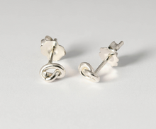 Load image into Gallery viewer, Knot Ring